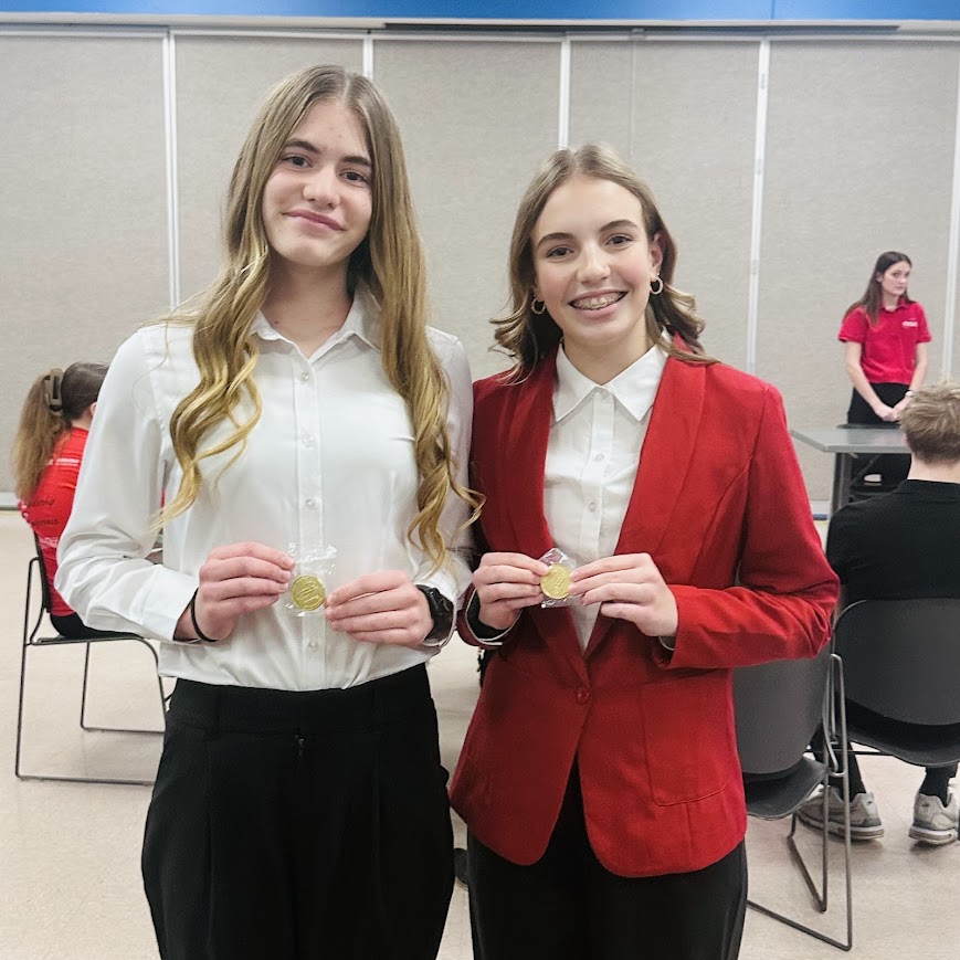 Millie Hendricks and Gemma Zoz with Gold Medals